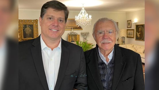 Todos vão a Sarney