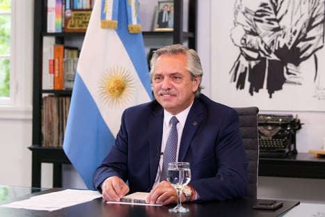“Olivosgate” e “Vacinação VIP” não tiram vantagem do oficialismo na Argentina