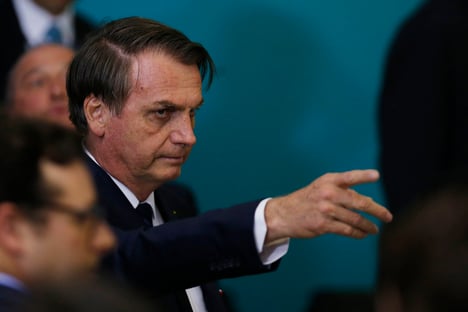 Bolsonaro chama de porcaria projeto que libera maconha para fins medicinais