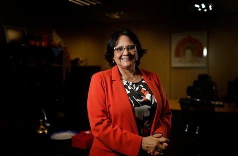 Ex-assessora não devolveu os R$ 200 mil que recebeu do ministério de Damares