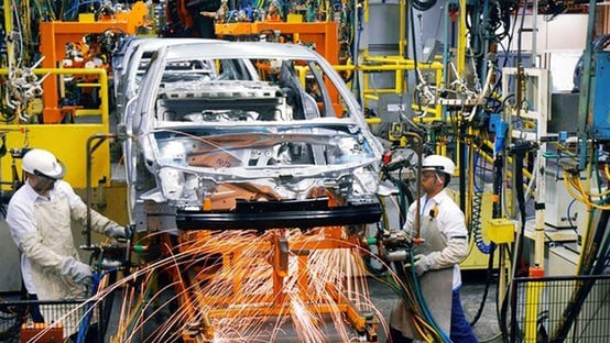 Produção industrial cai pelo sexto mês consecutivo