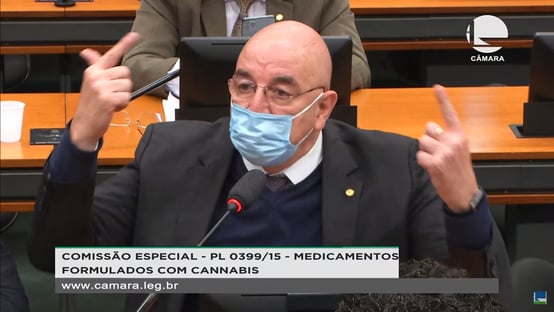 Osmar Terra, quem diria, pede evidências científicas