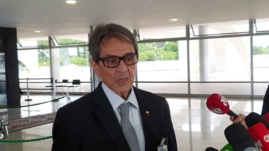 Inquérito das fake news apura repasses de R$ 1,3 milhão a Roberto Jefferson