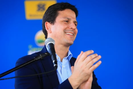PSDB anuncia oposição ao governo Bolsonaro, mas adia decisão sobre impeachment