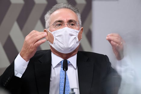 “Não há nenhuma dúvida de que o dono é vossa excelência”, diz Renan a Tolentino