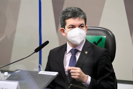 CPI está requisitando segurança para Luis Miranda, diz Randolfe