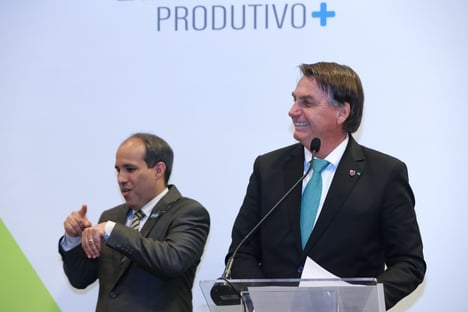 “Tentar calar e agredir a imprensa é típico de fascistas”, diz CPI da Covid, sobre Bolsonaro