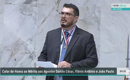 Agente da PF que se reuniu com Wajngarten e Pfizer é transferido para Portugal