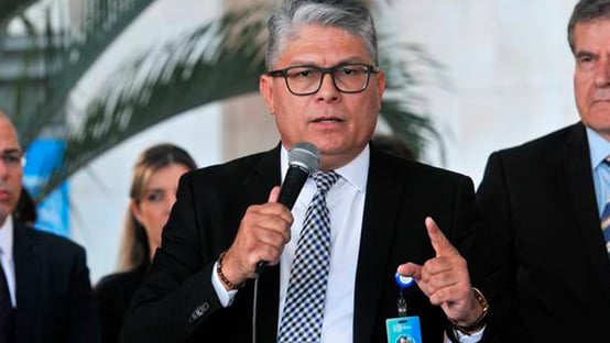 Ex-secretário de Saúde do DF vai depor na CPI da Covid em silêncio