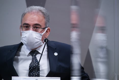 Portaria para fiscalizar repasses a governadores e prefeitos foi assinada às pressas