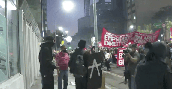 Manifestacao Em Sao Paulo Termina Em Quebradeira