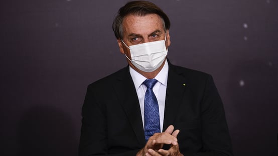 Avião de Bolsonaro pousa em São Paulo