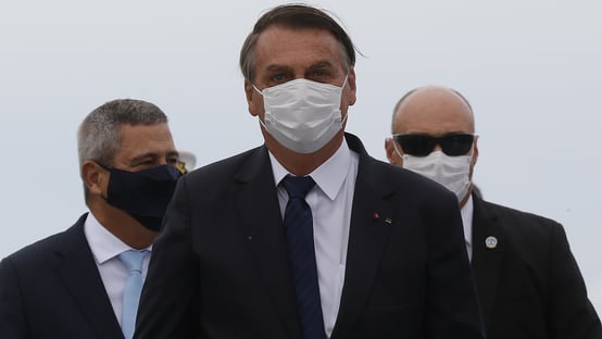 Bolsonaro ameaça dar “último recado” a Barroso