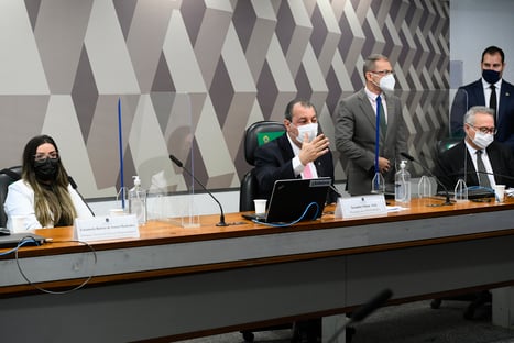 CPI retoma trabalhos com foco em intermediários, contratos de logística e hospitais do RJ
