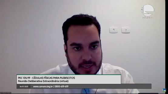 Após encerrar sessão subitamente, Martins convoca reunião sobre voto impresso para agosto