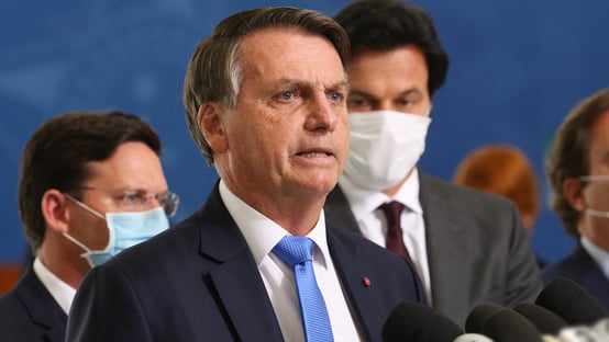Bolsonaro cumprimenta Pedro Castillo após vitória nas eleições presidenciais do Peru