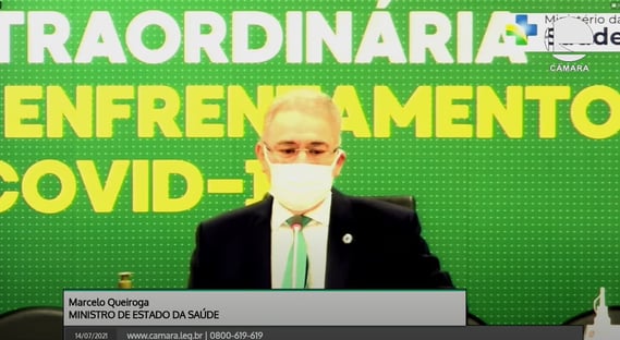 O presidente não gosta de máscara, ele anda sem, diz Queiroga