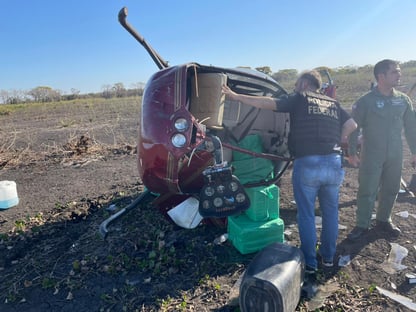 Helicóptero com 300 kg de cocaína cai em fazenda no Pantanal