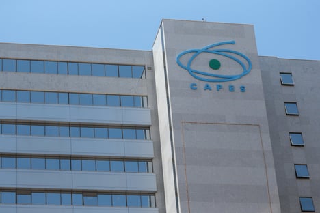 Mais de 50 pesquisadores da Capes renunciam