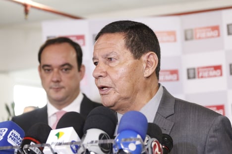 Mourão: “Não há espaço para ruptura no século XXI”