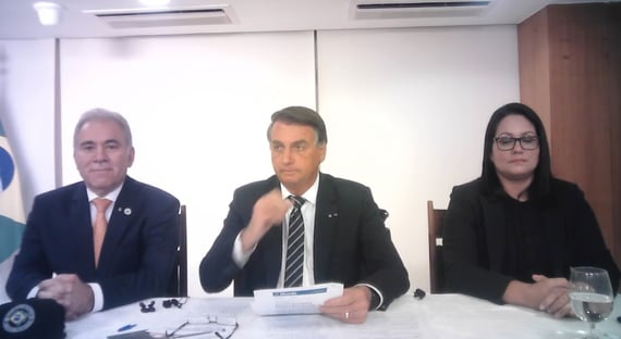Em live, Bolsonaro diz que 7 de Setembro não terá violência ou incitação a invasões