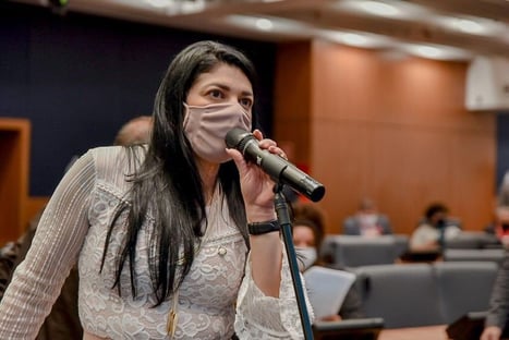 “Falar de Deus virou crime”, diz deputada bolsonarista, após prisão de Jefferson