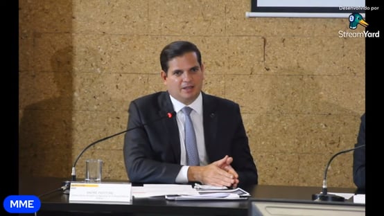“A recomendação que a gente faz é evitar banho demorado”, diz diretor da Aneel
