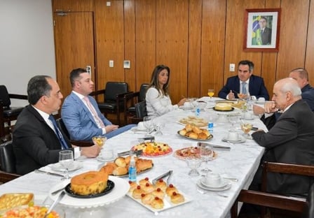 “Estamos unidos, empenhados no trabalho pelo nosso país”, diz Ciro Nogueira