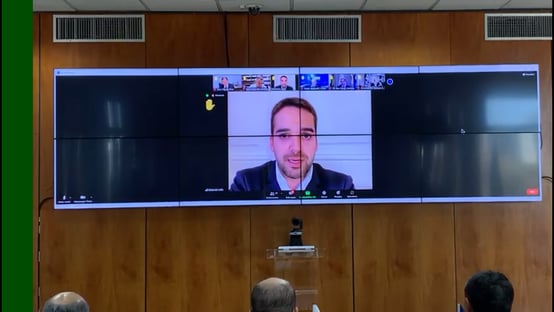 Eduardo Leite, a governadores: “Devemos nos posicionar”, diante de “ataques às instituições”