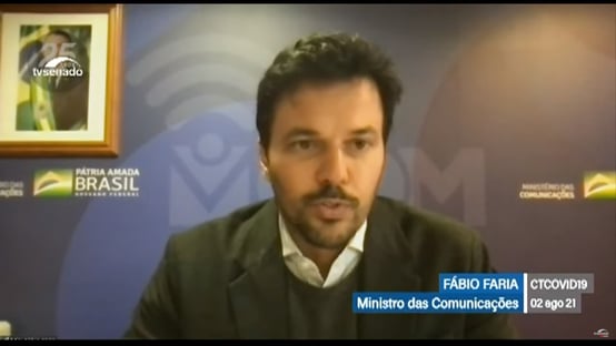 Sem mencionar veto de Bolsonaro, Faria diz que crianças “ficaram 1 ano e meio sem estudar”