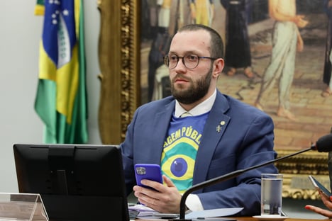 Saiba como votaram os deputados na Comissão do Voto Impresso