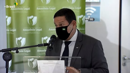 Mourão, sobre caixa-preta bilionária das multas ambientais: “Vou procurar ver o que eu posso fazer”