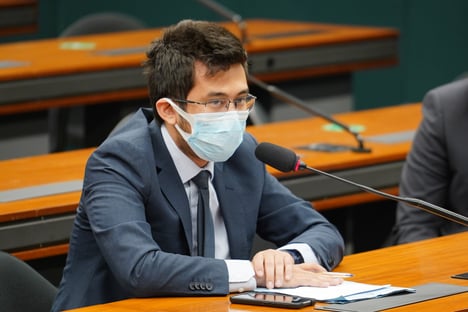 “É uma esculhambação”, diz Kim Kataguiri, sobre PEC dos Precatórios