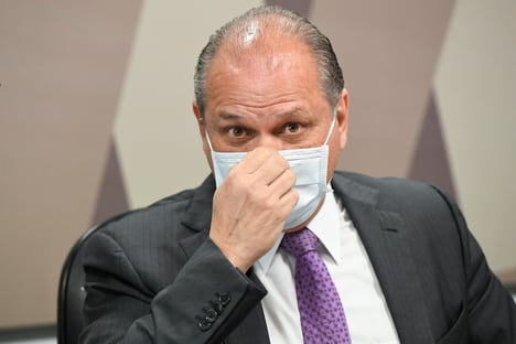 Líder do governo minimiza debandada na Economia: “Guedes segue firme e forte”