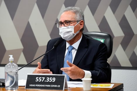 “Estamos diante do depoimento mais cínico da CPI”, diz Renan a Marconny Faria