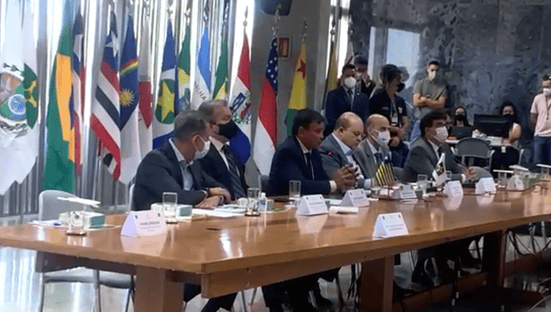 Governadores oficializam pedido de reunião com Bolsonaro
