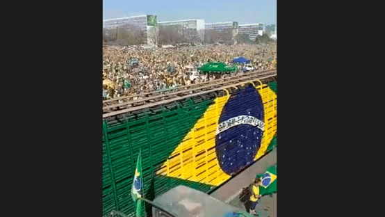 O efeito dos caminhões nos protestos bolsonaristas