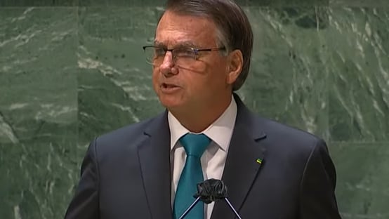 Dedo do meio para a realidade