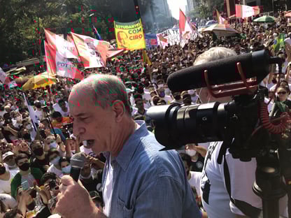 Ciro Gomes diz que impeachment é a única saída