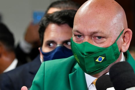 Hang nega que tenha pressionado funcionários a votar em Bolsonaro
