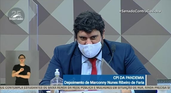 “O senhor é mais um oportunista”, diz Alessandro Vieira a Marconny Faria