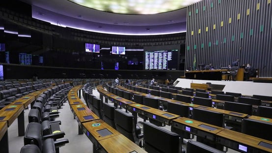 Votação do Código Eleitoral será retomada semana que vem