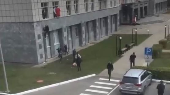 Atirador mata pelo menos 6 pessoas em universidade na Rússia