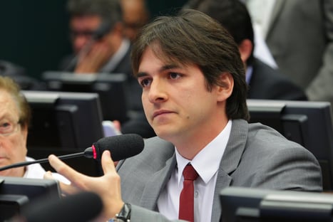 Presidente do instituto do PSDB diz defender oposição responsável a Bolsonaro