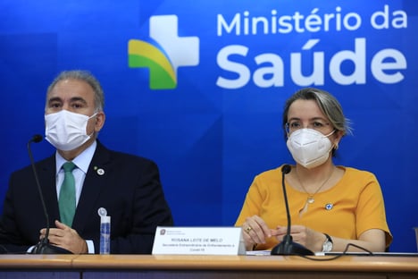 Nota técnica da Saúde não tem justificativa para não vacinar adolescentes sem comorbidades