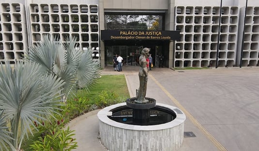 Juiz será investigado por lamentar que se relacionar com “putas” tenha virado “ofensa”