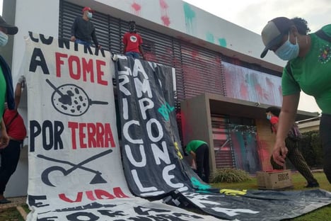 Saiba quem invadiu e vandalizou a sede da Aprosoja em Brasília