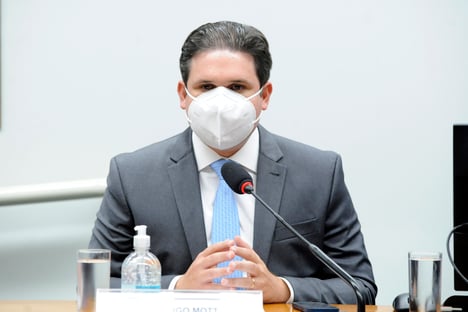 Relator inclui gambiarra no teto de gastos no parecer da PEC dos Precatórios