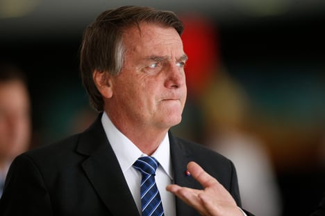 Bolsonaro diz que Guedes segue até fim do governo