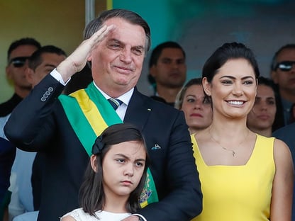 Exército mudou status militar de Bolsonaro para permitir matrícula da filha